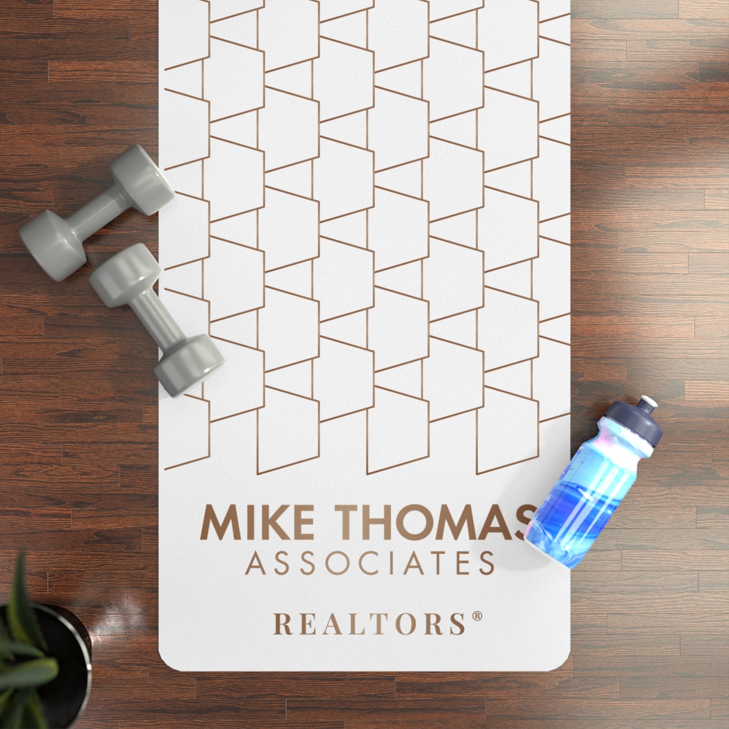 Stylish Rubber Yoga Mat with Geometric Trapezoid Design - Perfect for Home Workouts