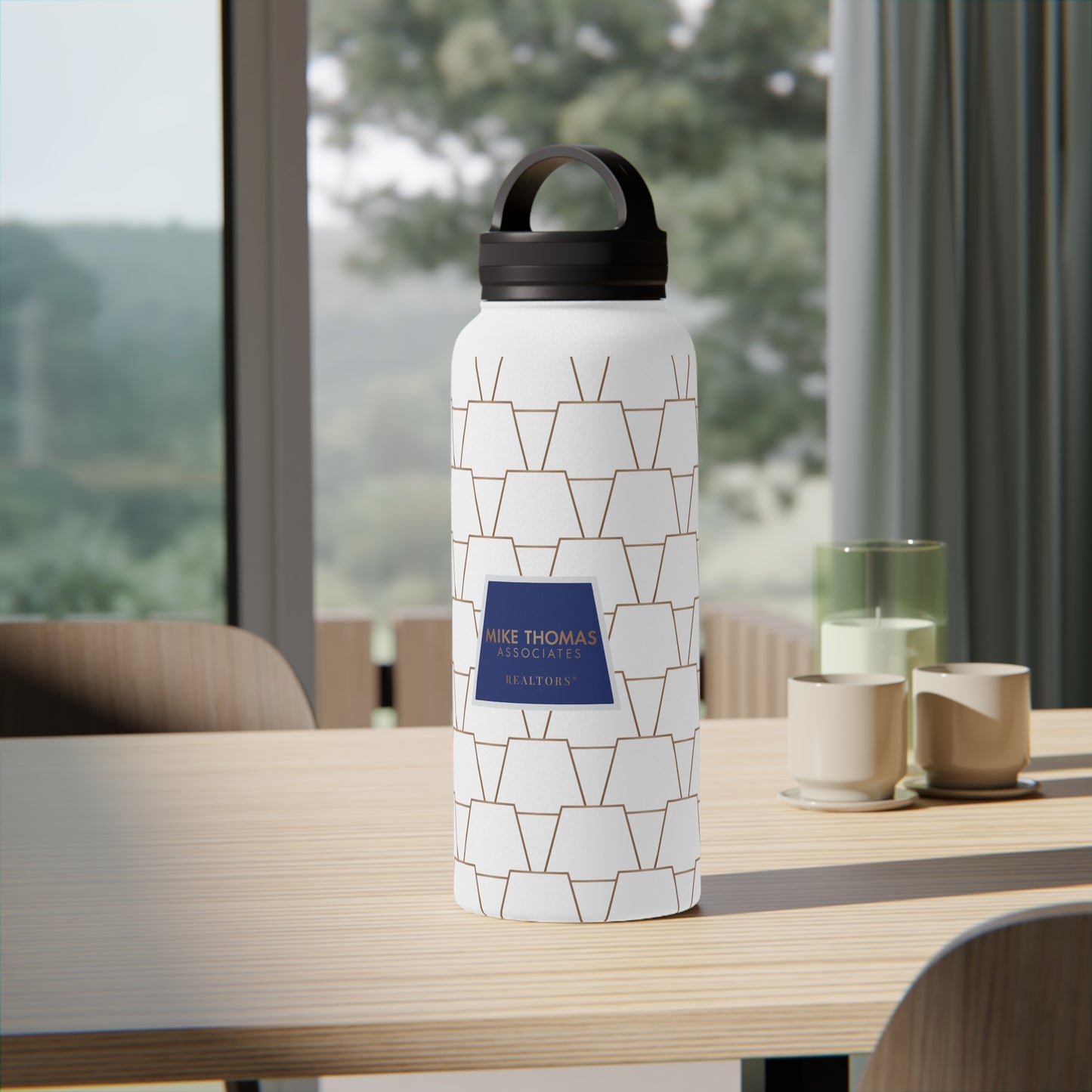 Stylish Stainless Steel Water Bottle with Handle – Perfect for On-the-Go Hydration